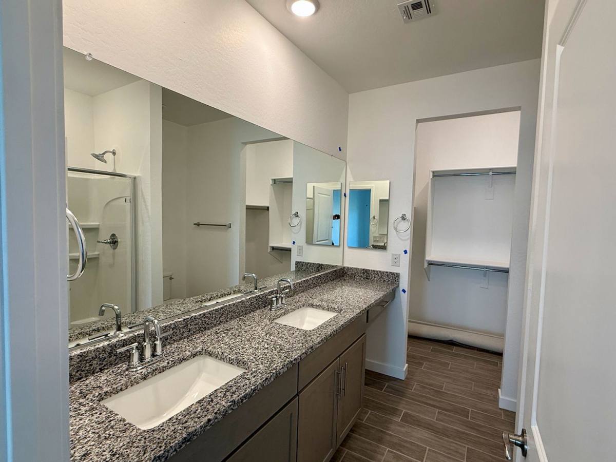 Townhouse for rent at 8232 E University Dr, Mesa, AZ 85207