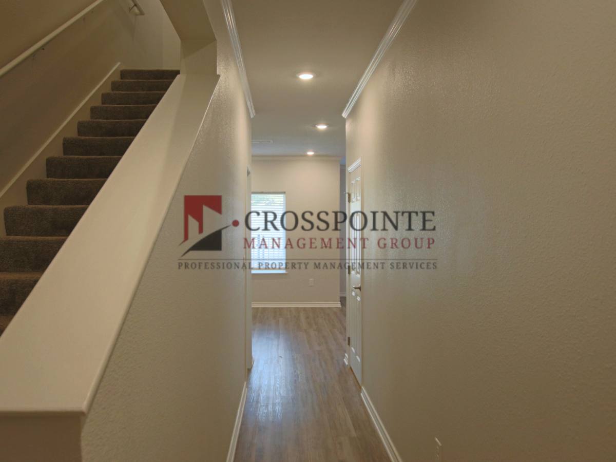 Townhouse for rent at 1927 Lindbergh Dr, Tyler, TX 75703
