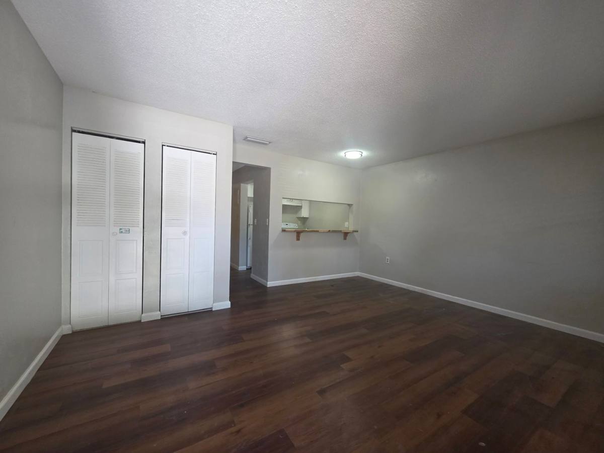 Apartment for rent at 311 Country Club Oval, Daytona Beach, FL 32114