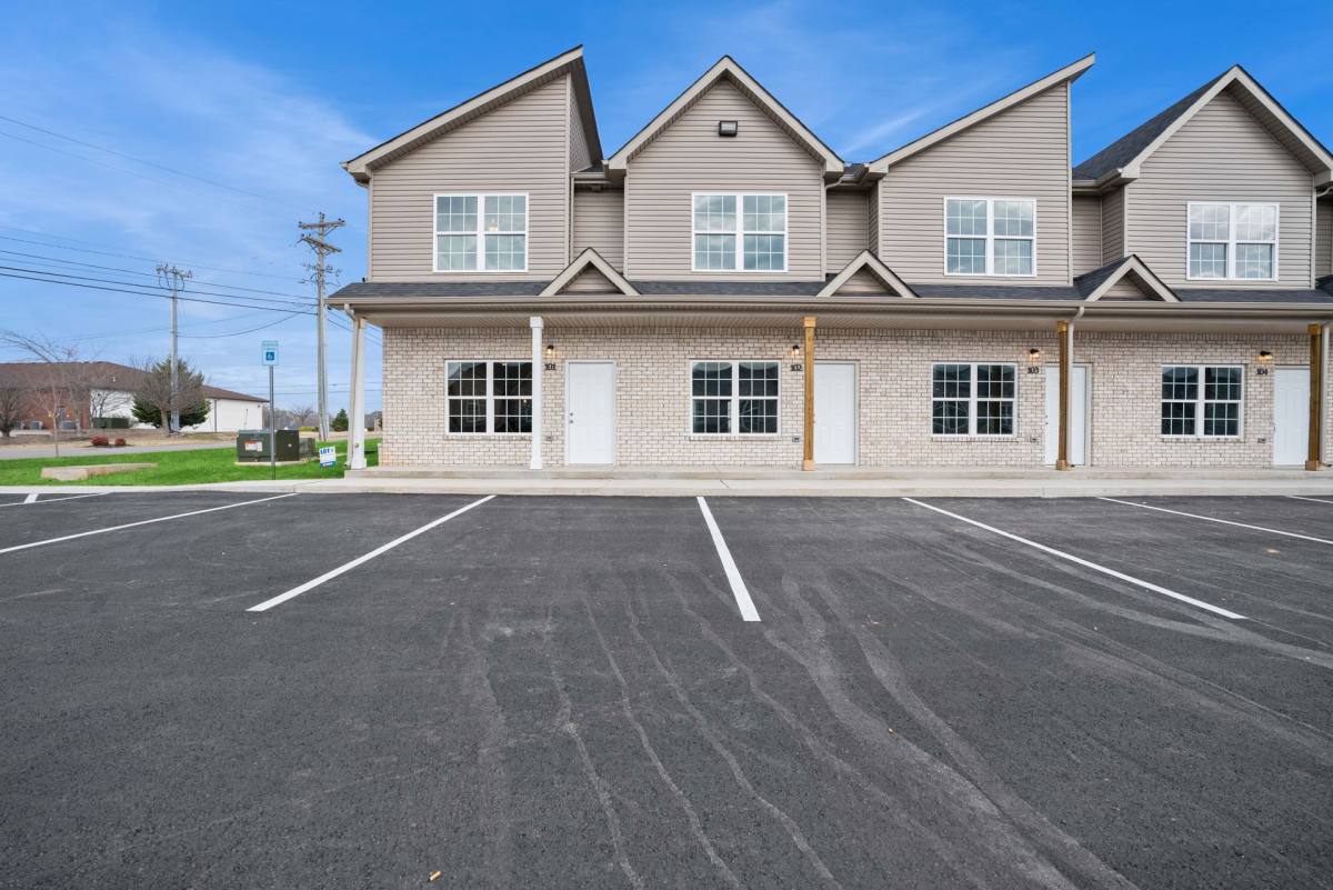 Condo for rent at 541 New S Dr, Clarksville, TN 37043