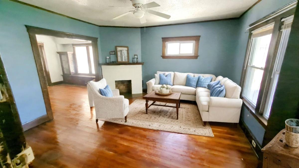 Apartment for rent at 1280 Fry Ave, Lakewood, OH 44107