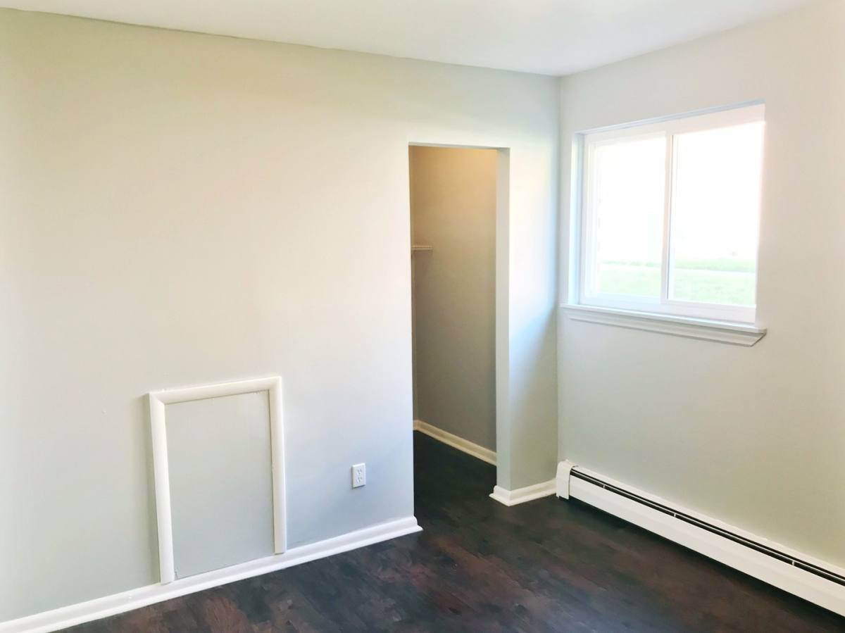 Apartment for rent at 1833 E 31st St, Lorain, OH 44055