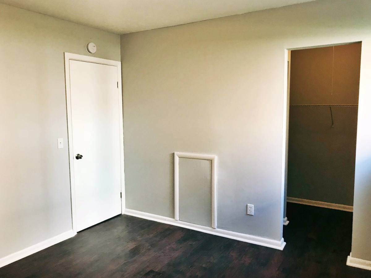 Apartment for rent at 1833 E 31st St, Lorain, OH 44055