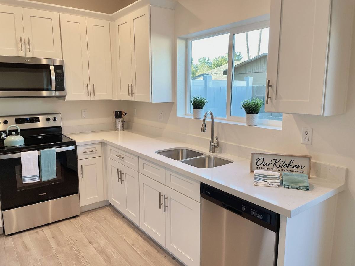 Townhouse for rent at 701 N McQueen Rd, Chandler, AZ 85225