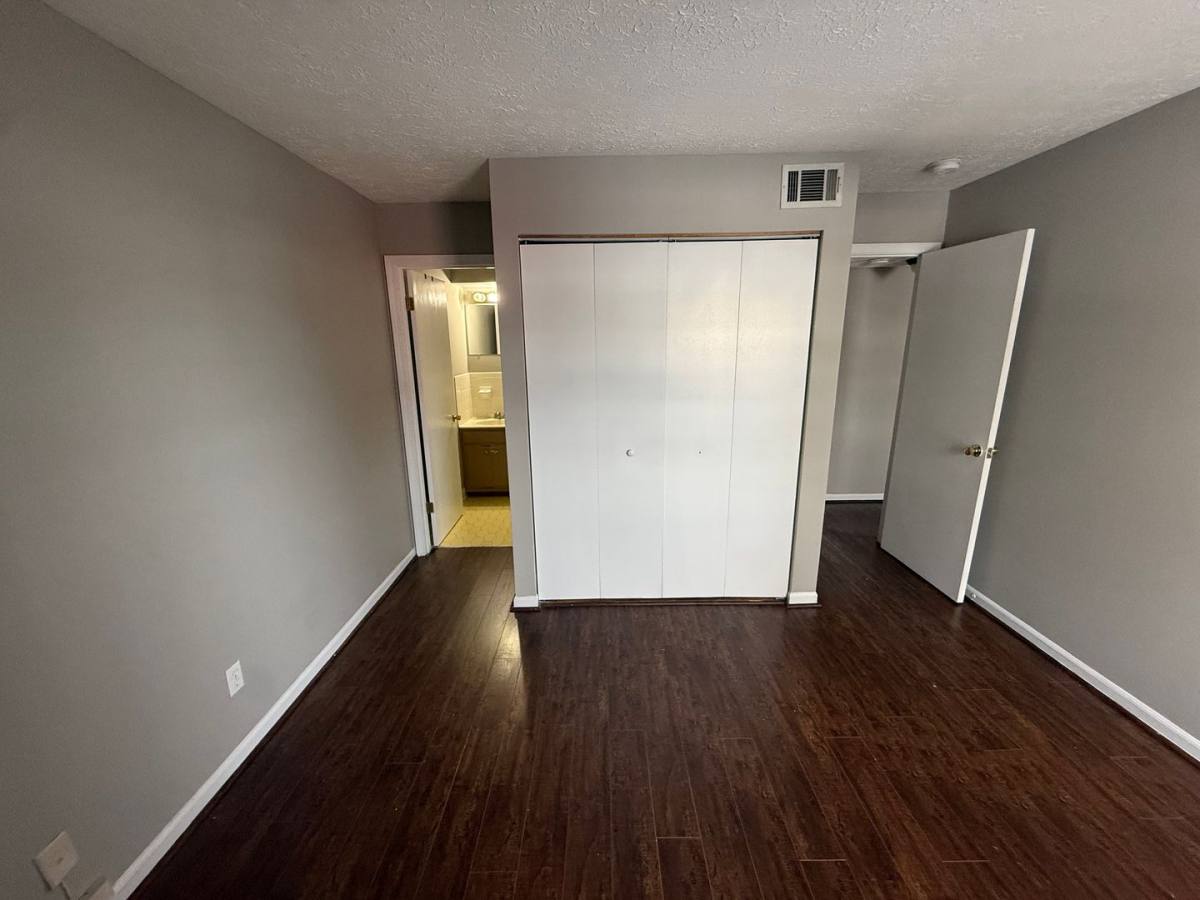 Townhouse for rent at 1316 Roosevelt Ave, New Albany, IN 47150