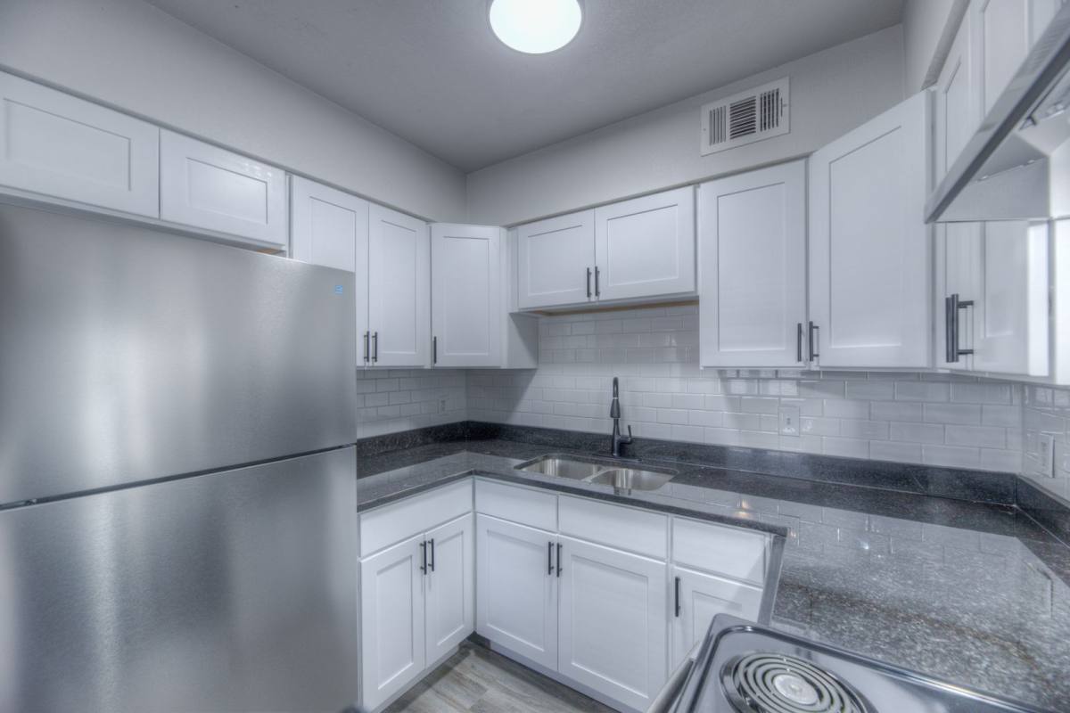 Apartment for rent at 1027 E 41st St, Tulsa, OK 74105