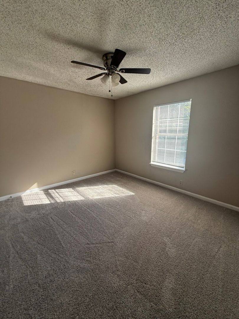 Townhouse for rent at 617 Castlegate Dr, Nashville, TN 37217