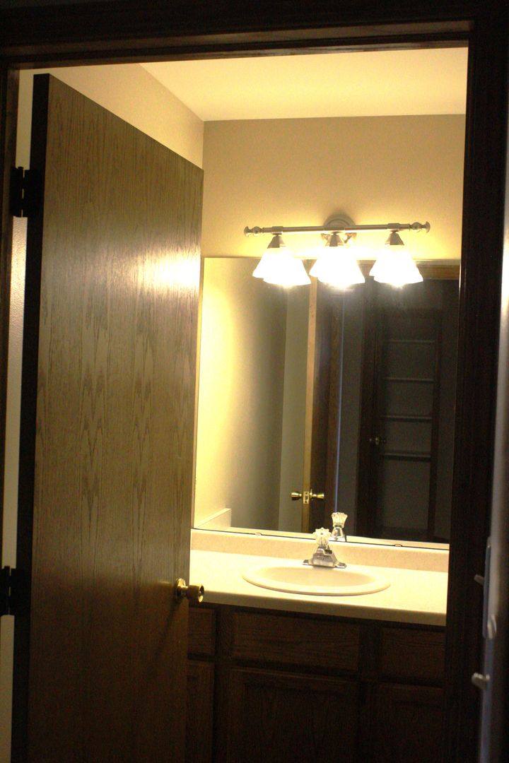 Apartment for rent at 374 - 376 Thomas Dr, Port Washington, WI 53074