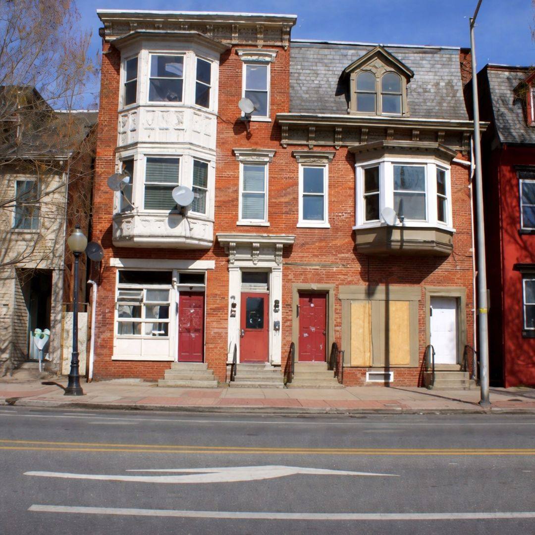 Apartment for rent at 347 S George St, York, PA 17401