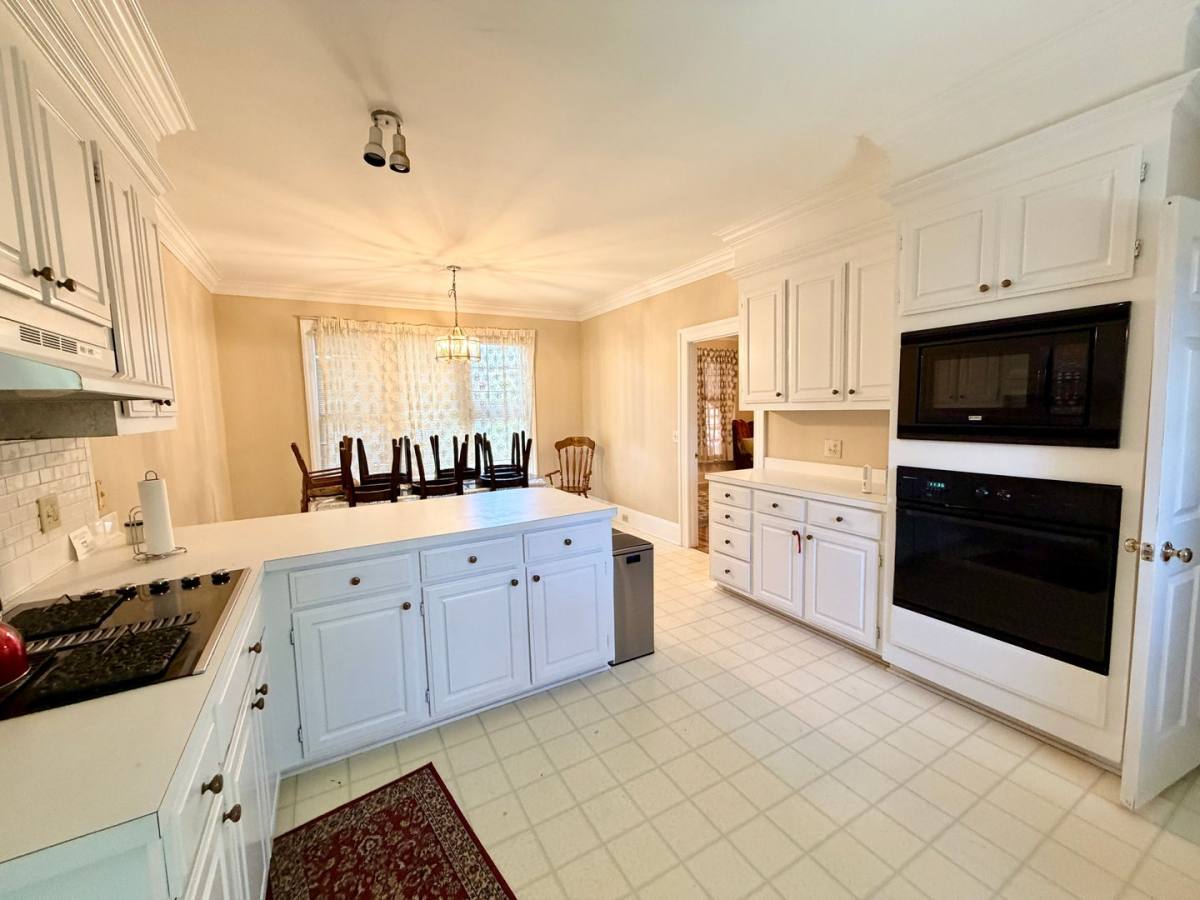 House for rent at 525 Meadow Brook Dr, Columbia, SC 29223