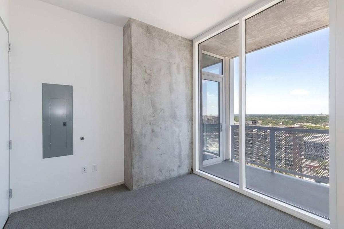 Apartment for rent at 301 W Ave, Austin, TX 78701