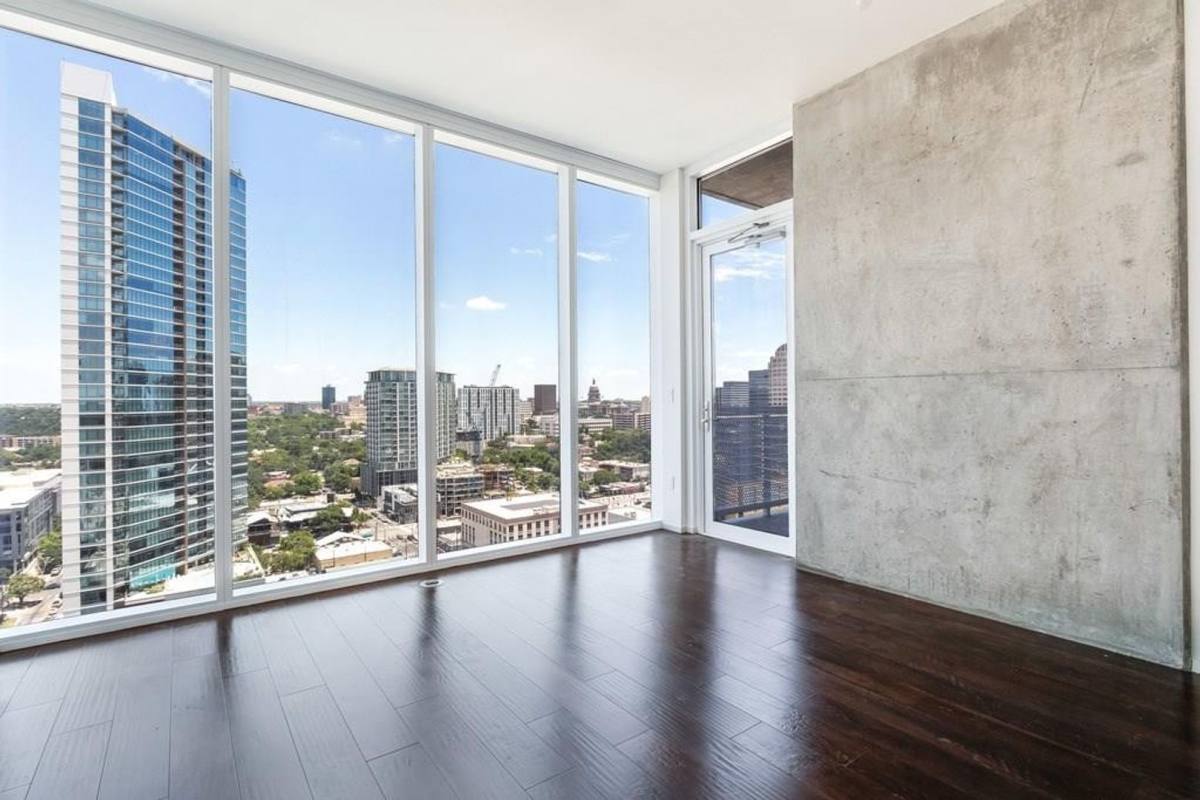 Apartment for rent at 301 W Ave, Austin, TX 78701