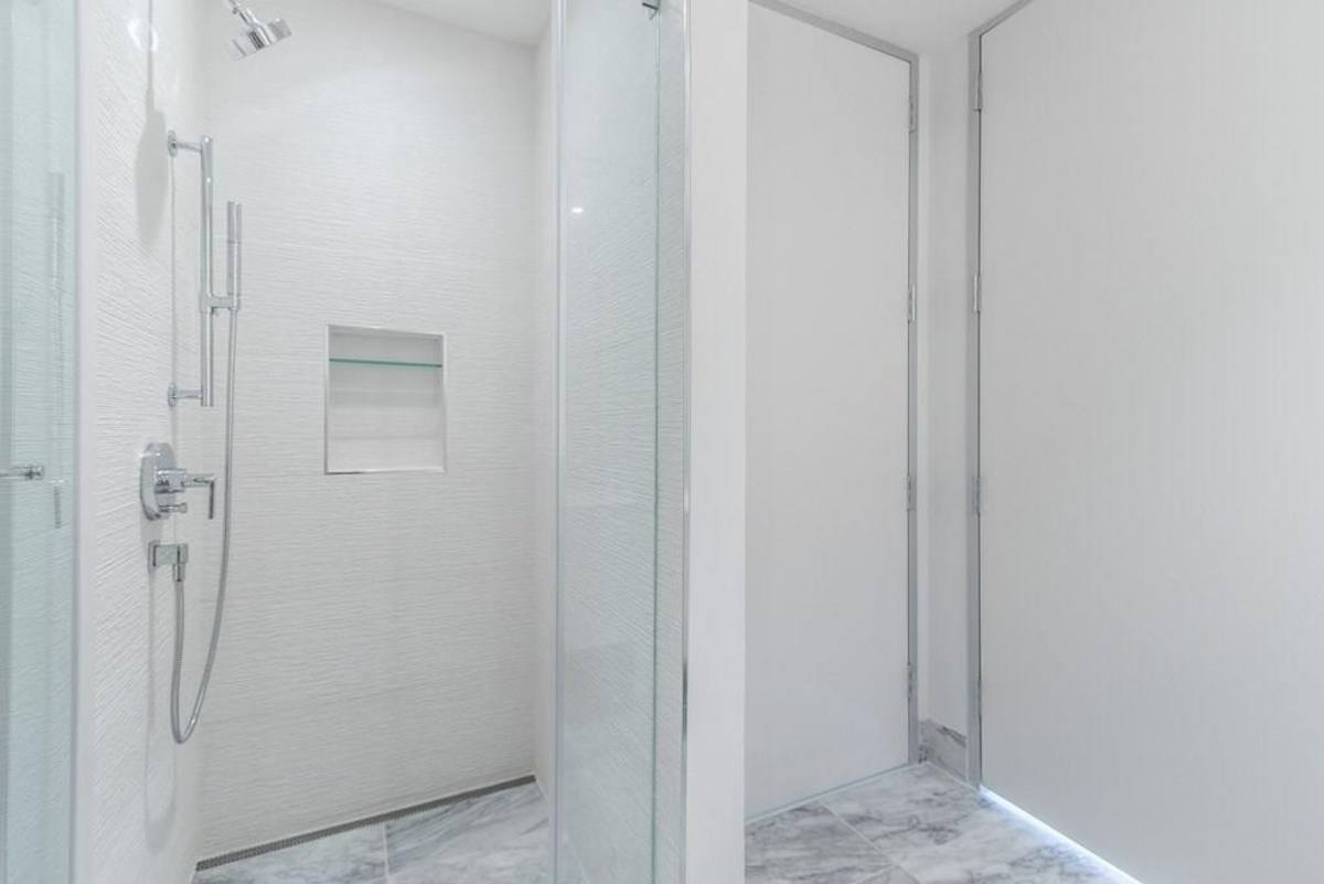 Apartment for rent at 301 W Ave, Austin, TX 78701