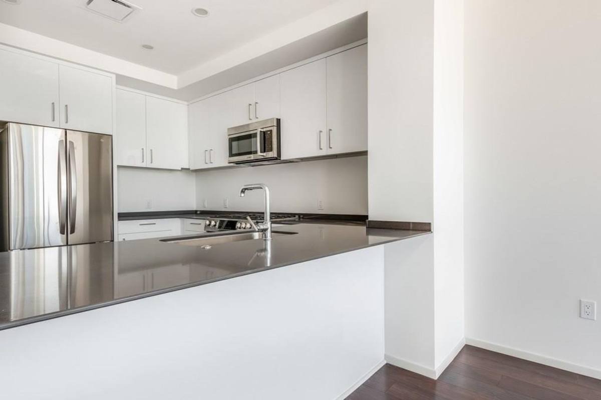 Apartment for rent at 301 W Ave, Austin, TX 78701