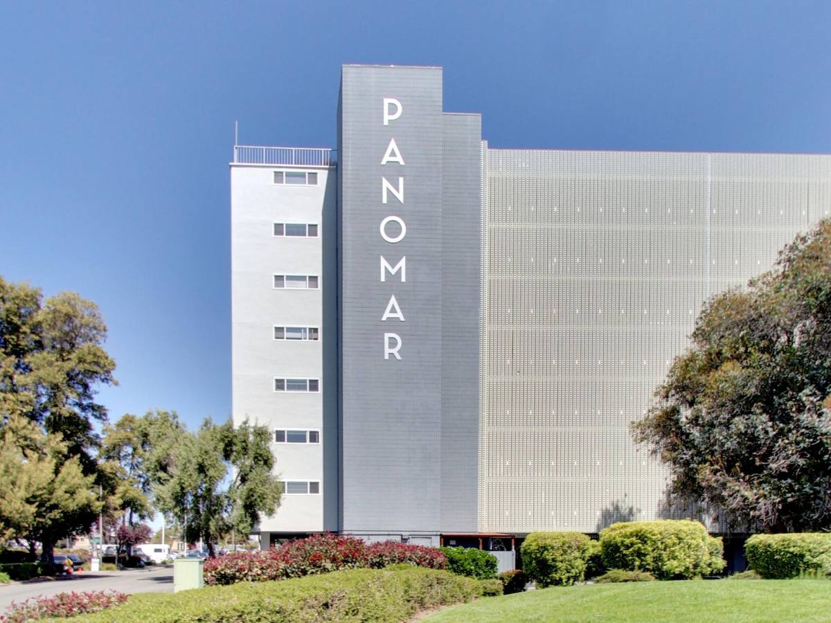 Apartment for rent at 1100 Pacific Marina, Alameda, CA 94501