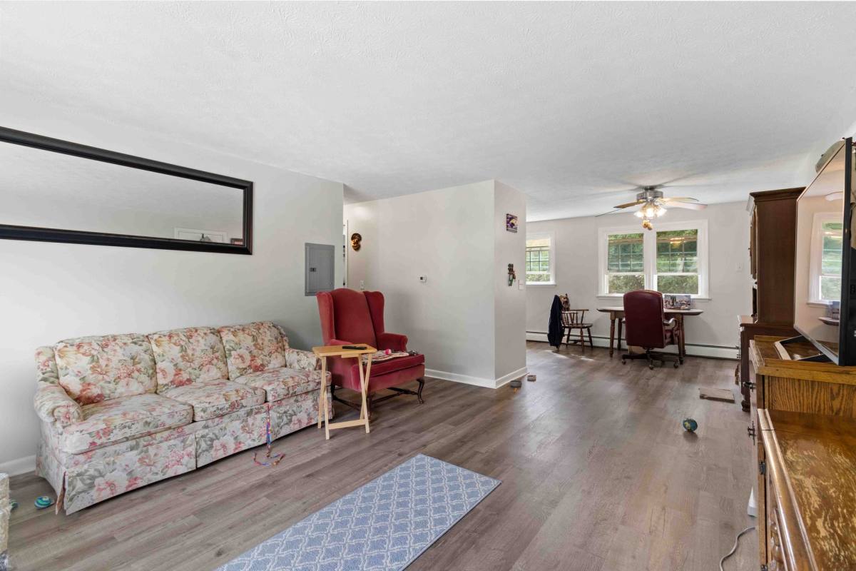 Apartment for rent at 282 Main St, Terryville, CT 06786