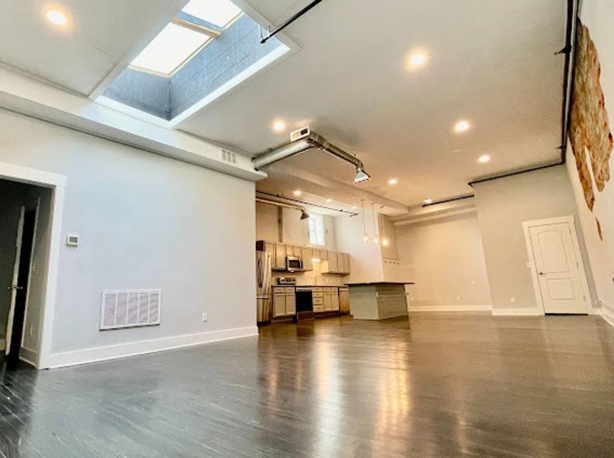 Apartment for rent at 809-813 Madison Ave, Covington, KY 41011