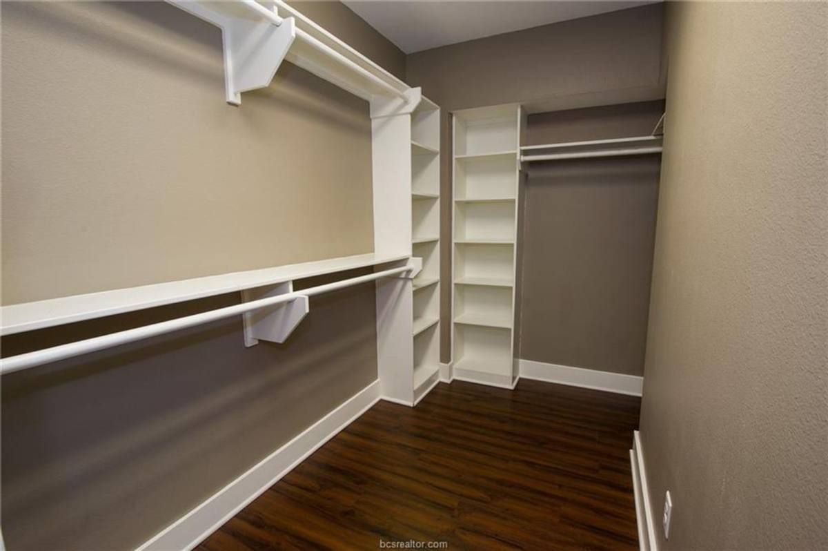 Apartment for rent at 403 College Main, College Station, TX 77840