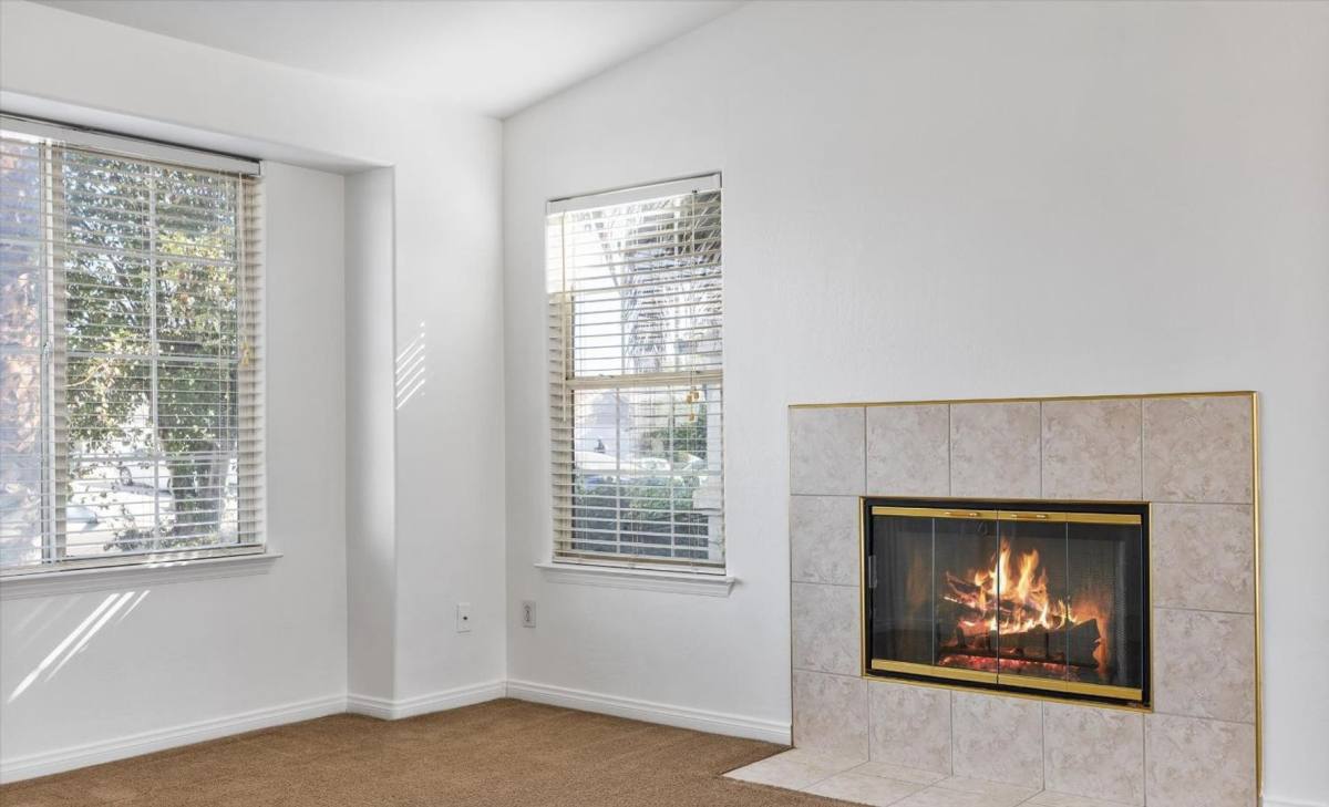 House for rent at 3921 White Sands Dr, Bakersfield, CA 93313