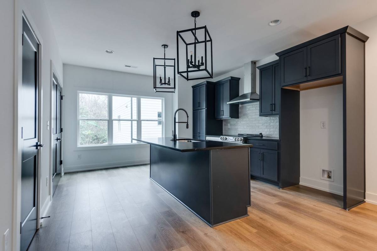 Townhouse for rent at 862 W Sharpe Ave, Nashville, TN 37206