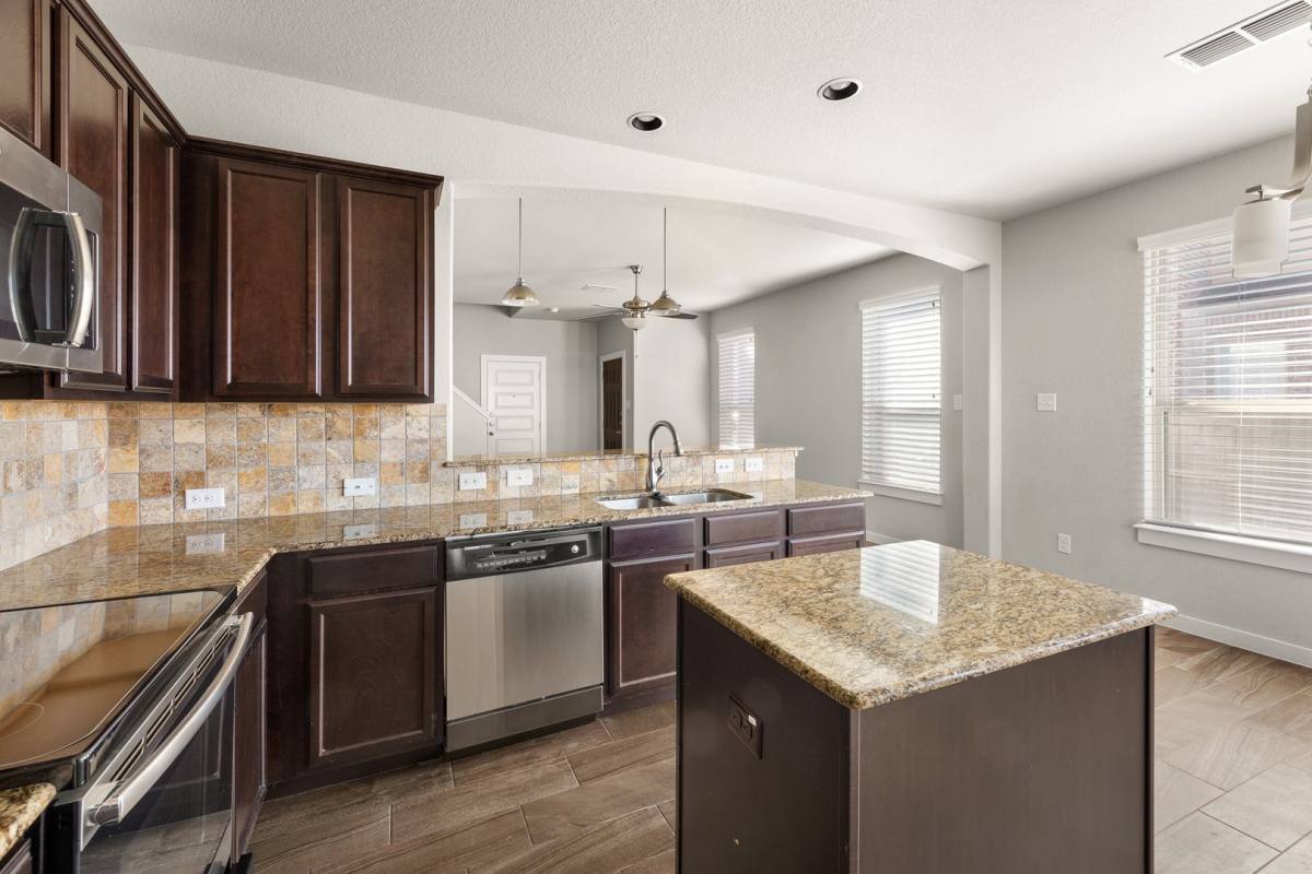 Townhouse for rent at 561 Creekside Forest, New Braunfels, TX 78130