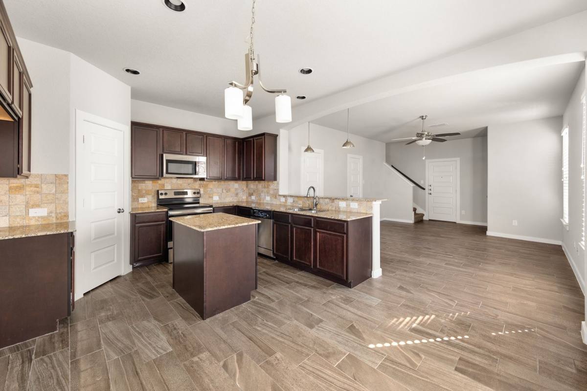Townhouse for rent at 561 Creekside Forest, New Braunfels, TX 78130