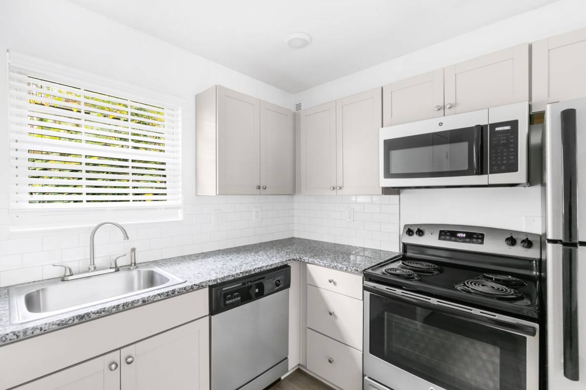 Apartment for rent at 1322 15th Ave S, Birmingham, AL 35205