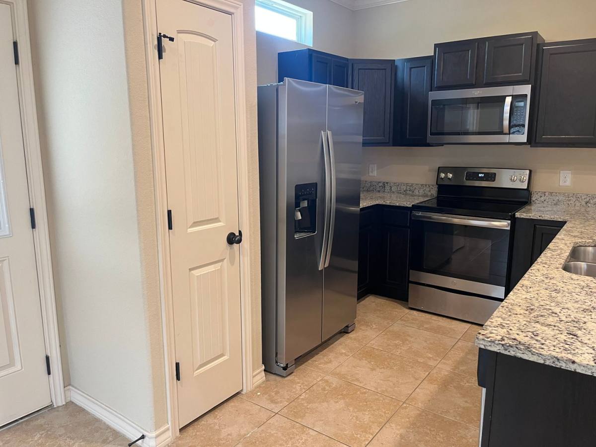 Townhouse for rent at 6526 Marcel Way, San Antonio, TX 78233
