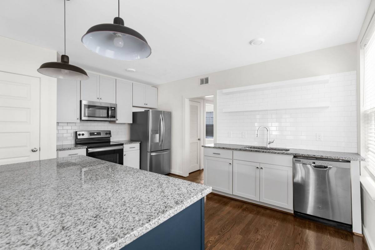 Apartment for rent at 901 38th St S, Birmingham, AL 35222
