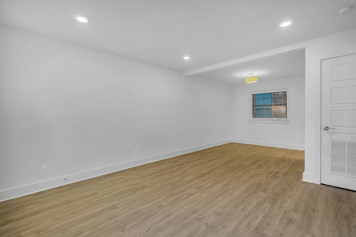 Apartment for rent at 901 38th St S, Birmingham, AL 35222