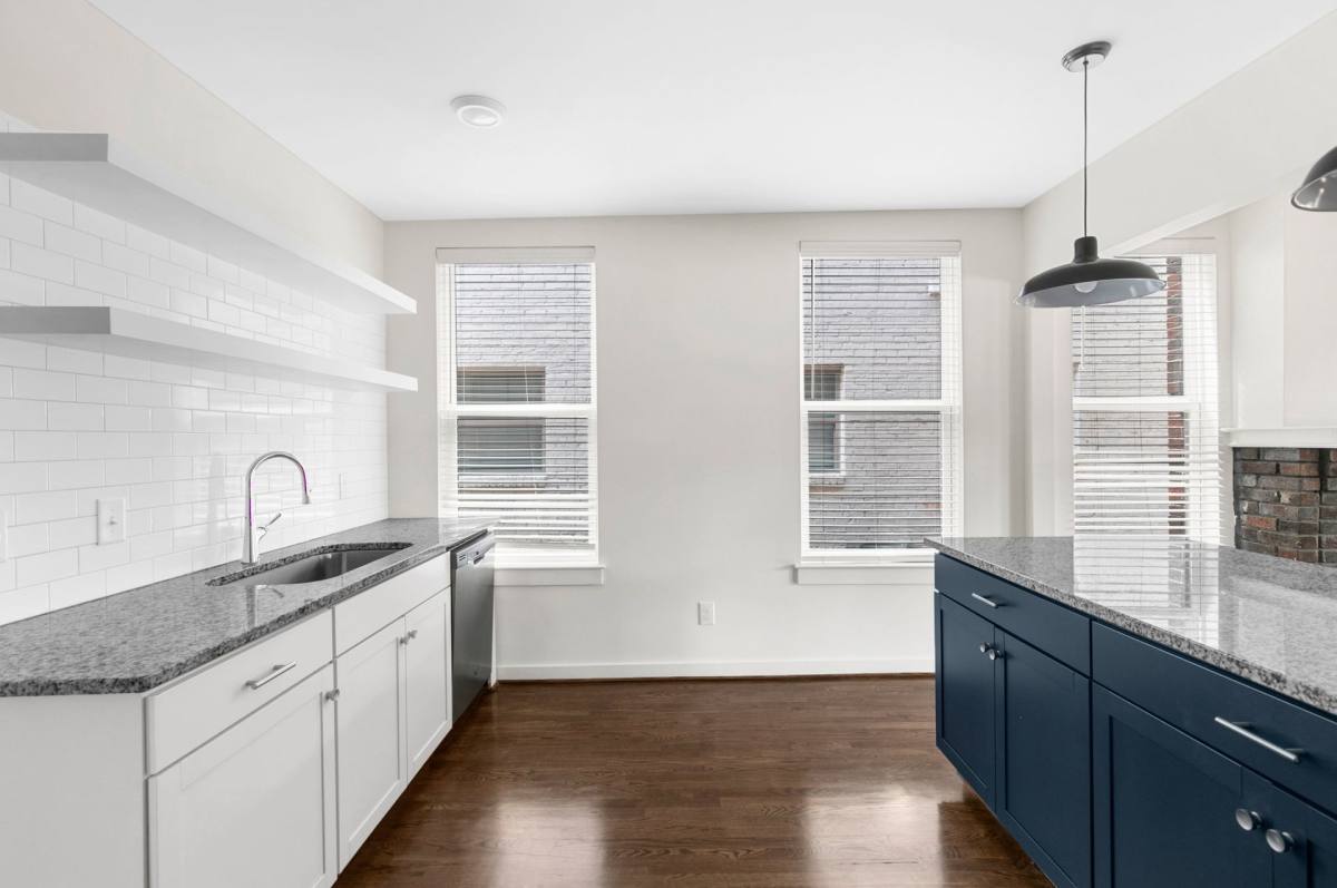 Apartment for rent at 901 38th St S, Birmingham, AL 35222