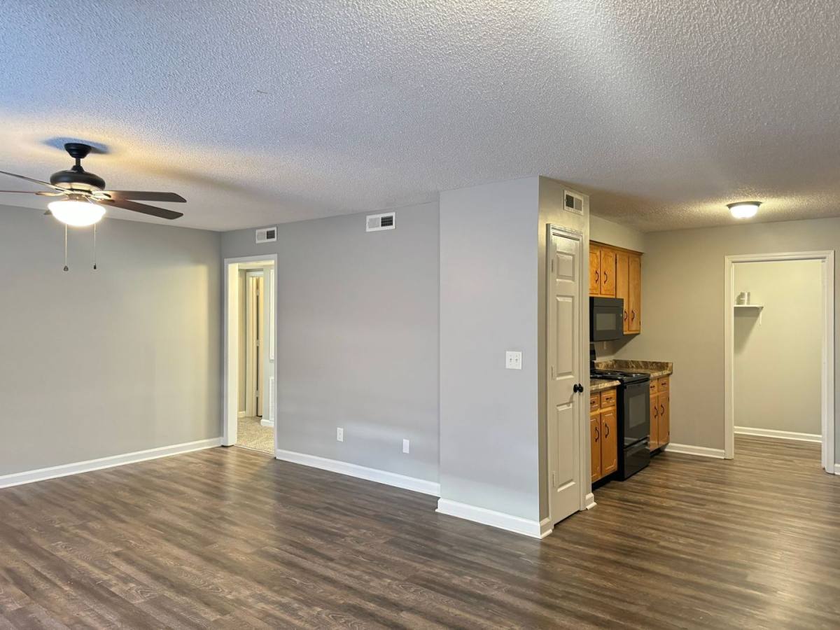 Apartment for rent at 3895 NE Dr, Clarksville, TN 37040