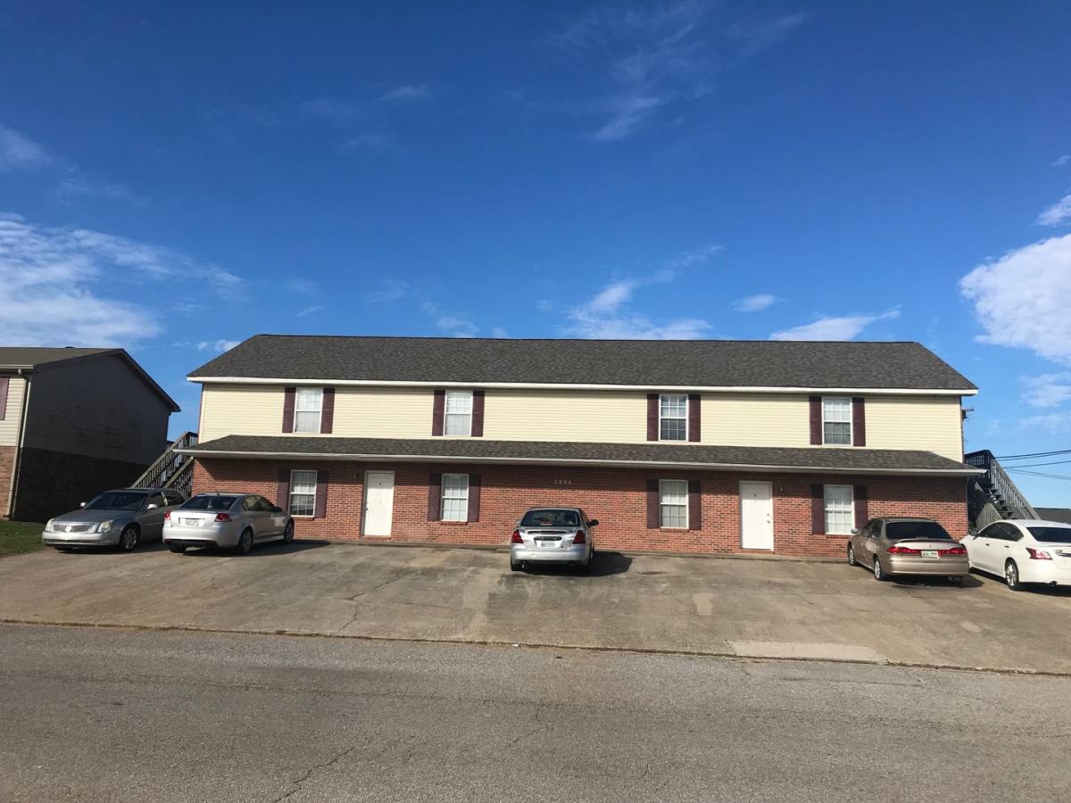 Apartment for rent at 3895 NE Dr, Clarksville, TN 37040