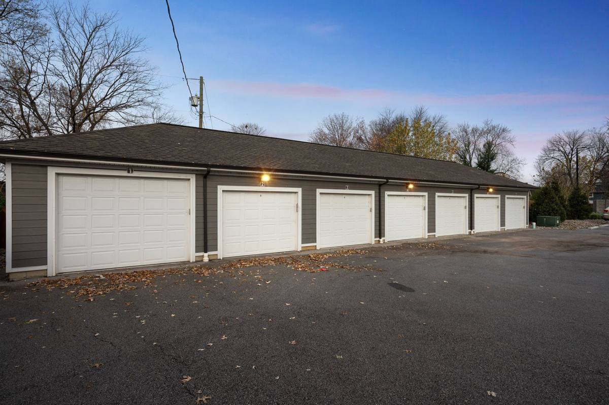 Apartment for rent at 2239 Charlestown Rd, New Albany, IN 47150