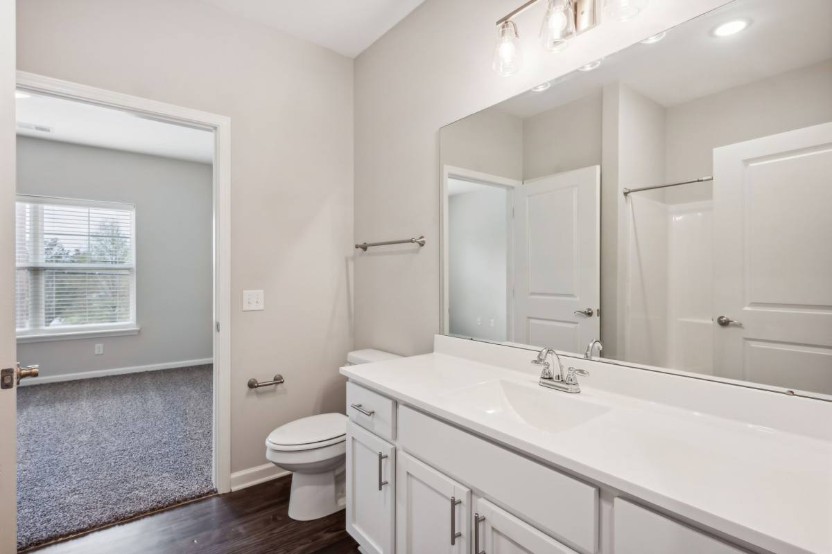 Apartment for rent at 2239 Charlestown Rd, New Albany, IN 47150