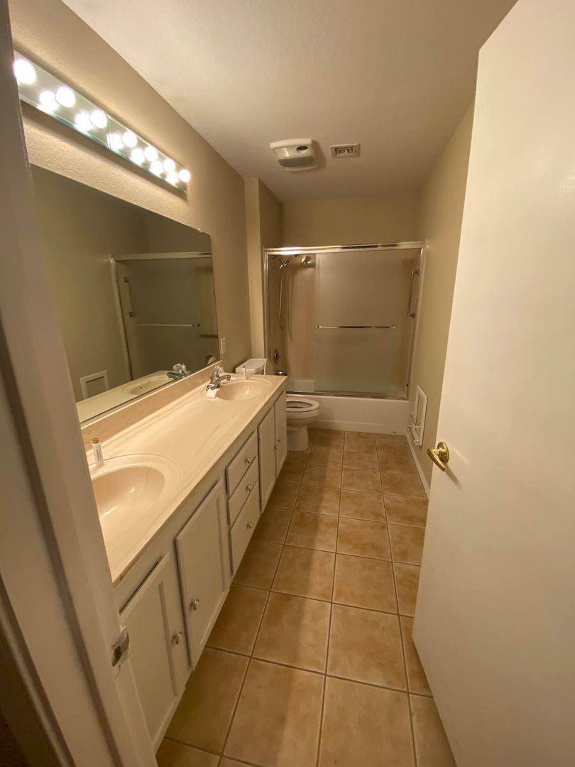 Townhouse for rent at 9033 Gemstone Dr, Las Vegas, NV 89134