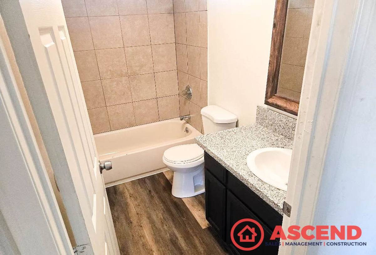 Apartment for rent at 529 Main St, Delano, CA 93215
