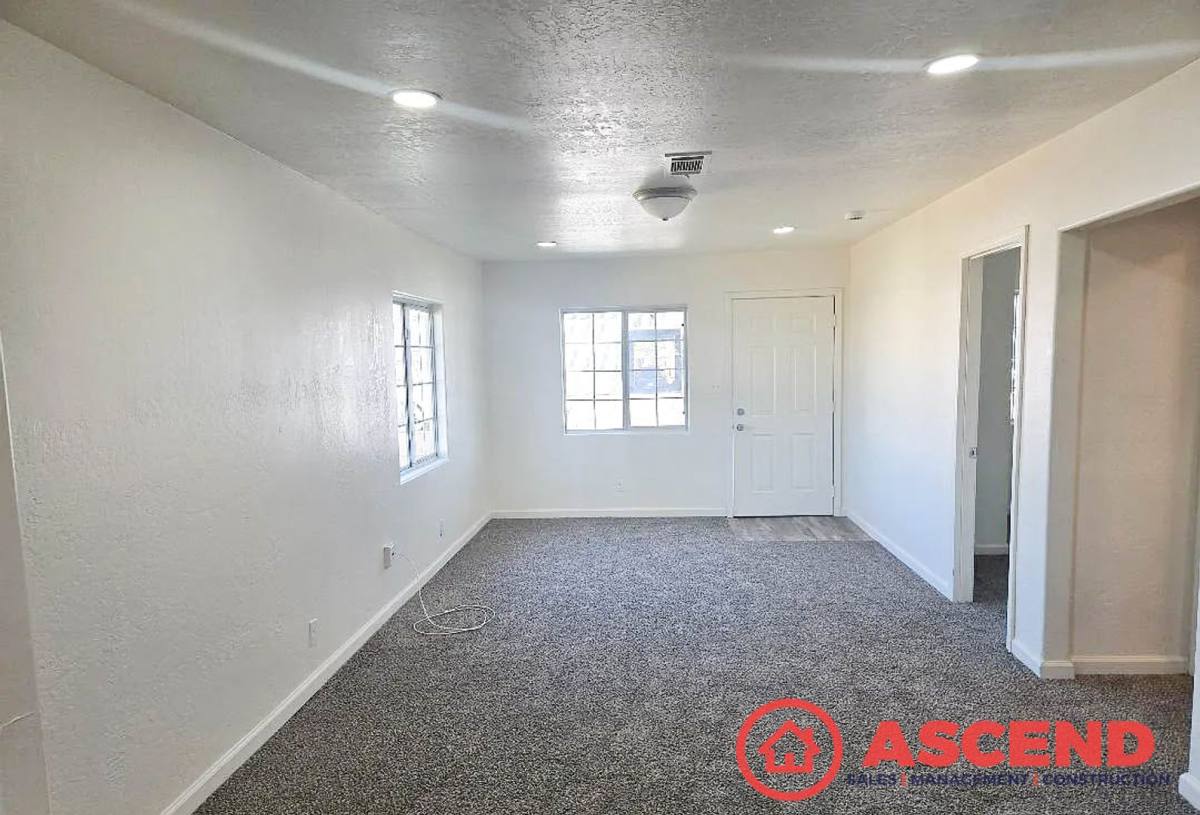 Apartment for rent at 529 Main St, Delano, CA 93215