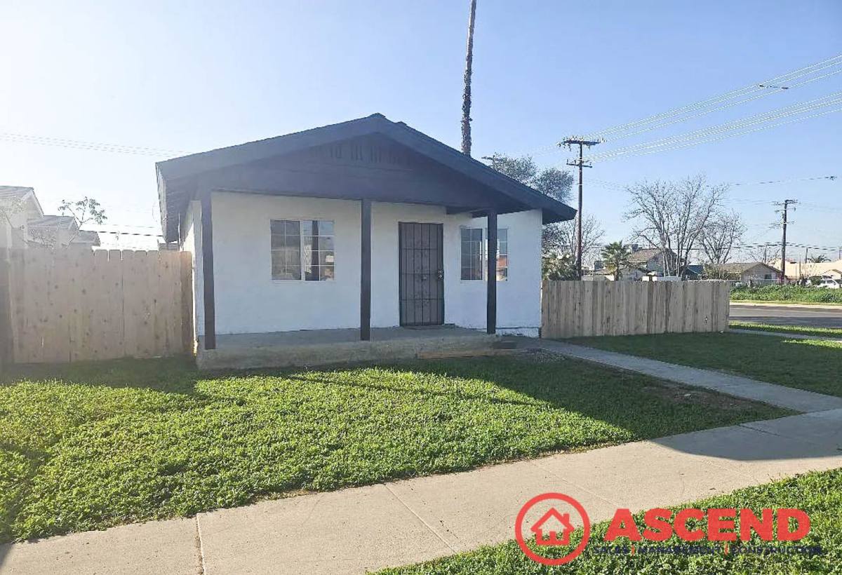 Apartment for rent at 529 Main St, Delano, CA 93215