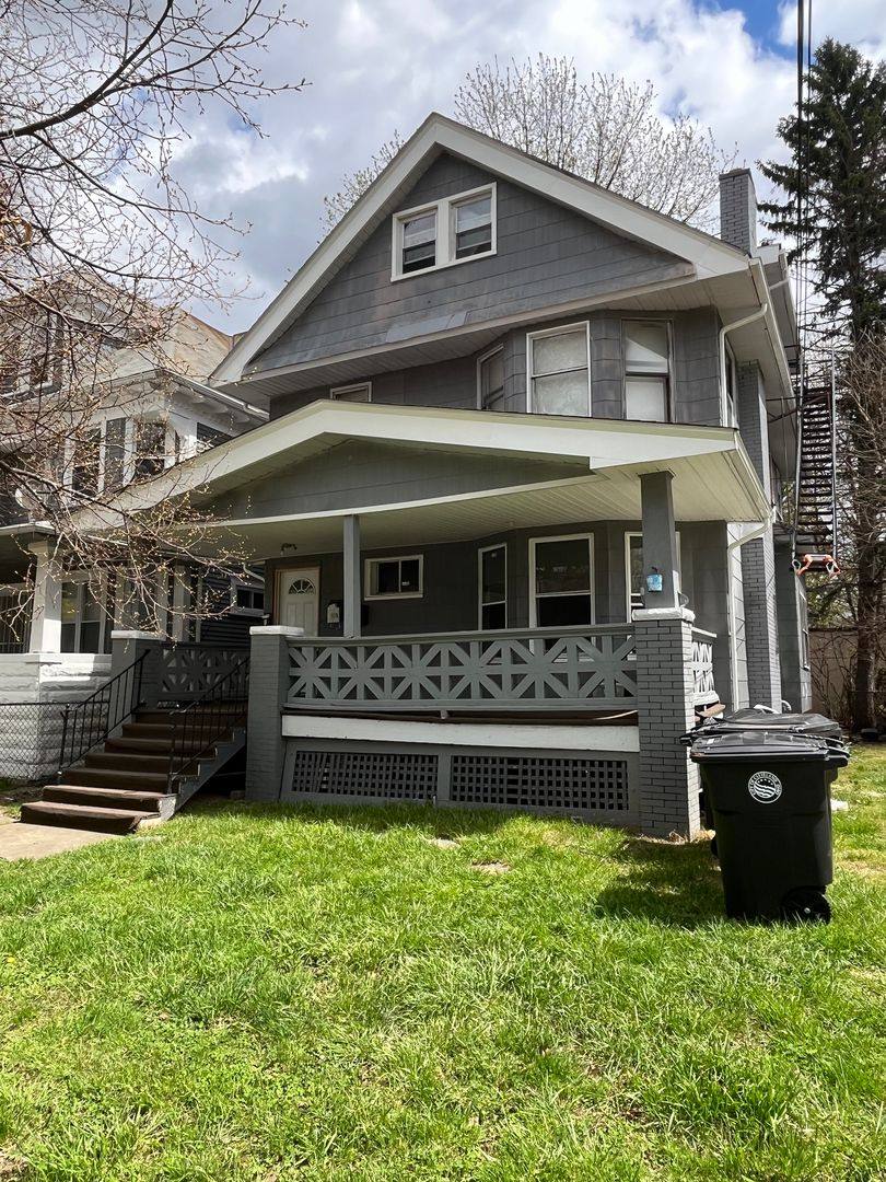 Apartment for rent at 3889 W 33rd St, Cleveland, OH 44109
