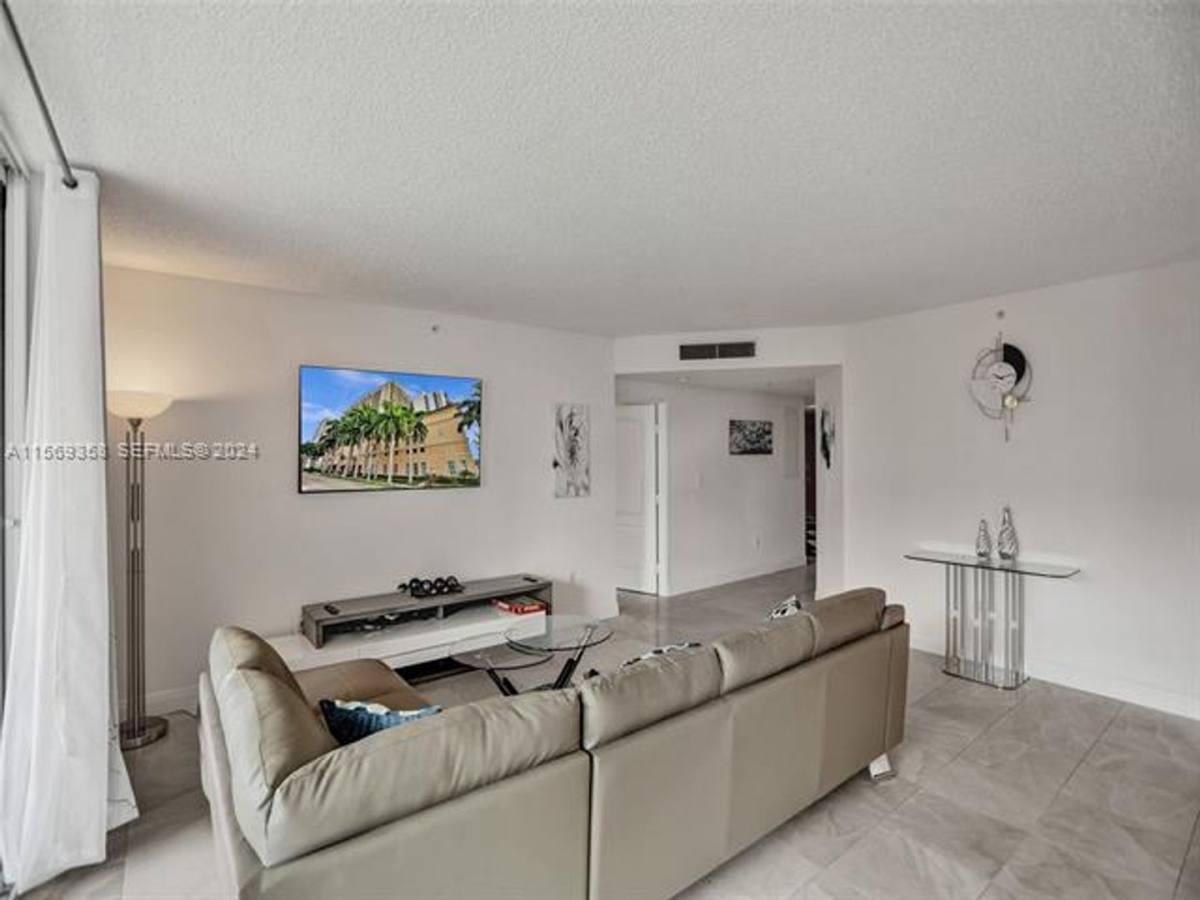 Apartment for rent at 17555 Atlantic Blvd, North Miami Beach, FL 33160