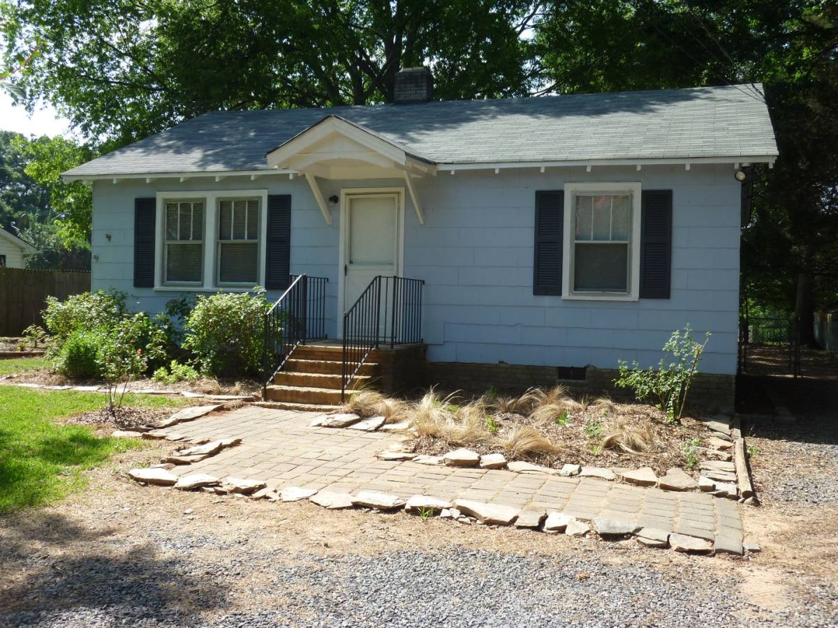 House for rent at 211 Twin Lakes Rd, Rock Hill, SC 29732