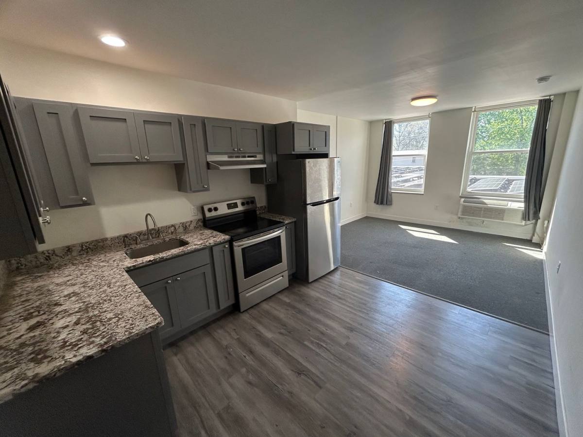 Apartment for rent at 703 N Park 704 Main, Tuscola, IL 61953