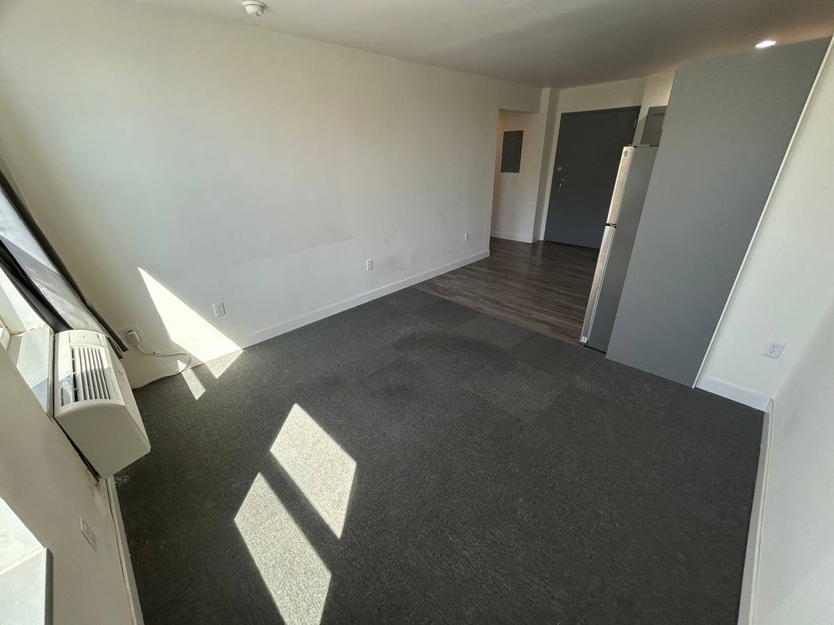 Apartment for rent at 703 N Park 704 Main, Tuscola, IL 61953