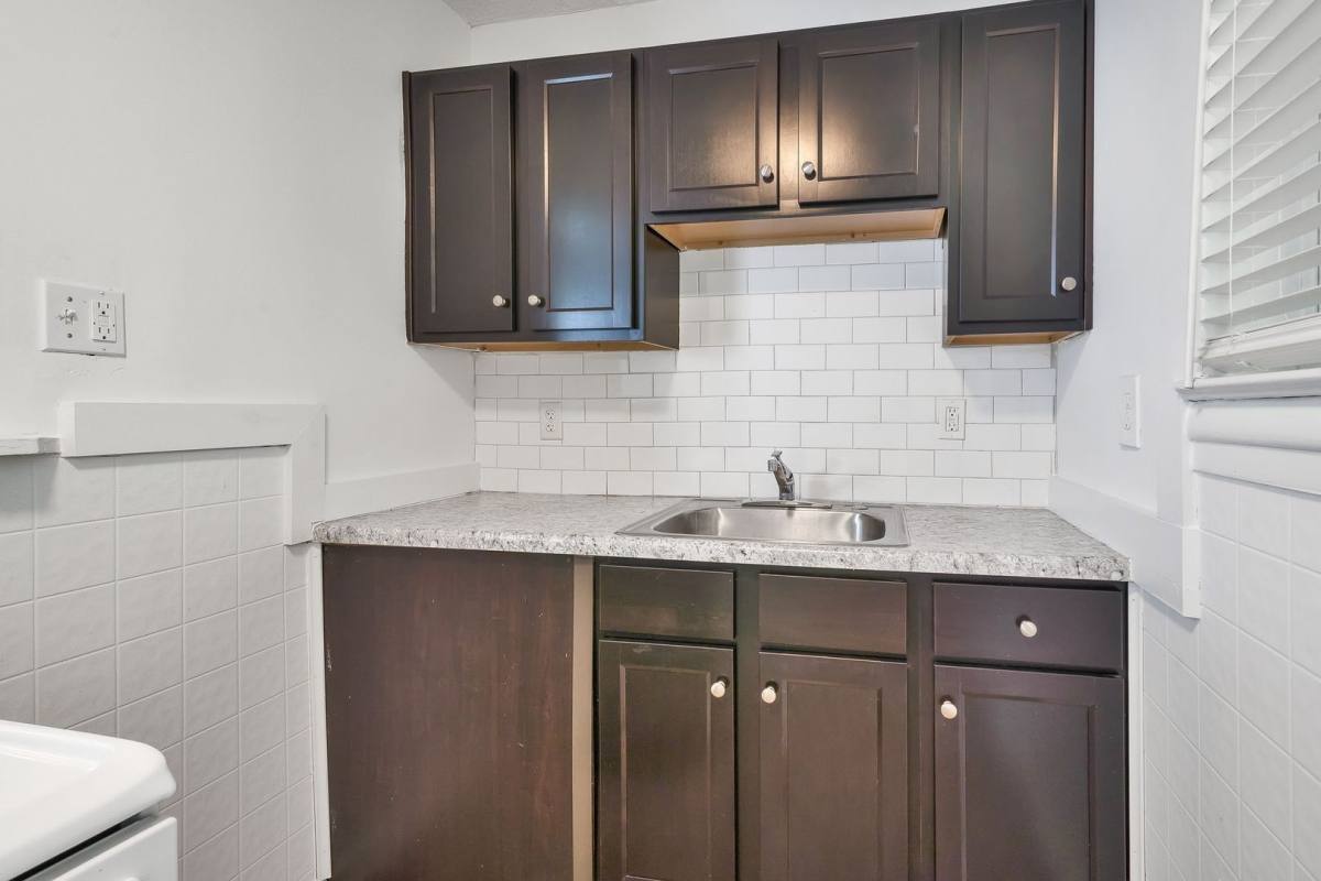 Apartment for rent at 1752 13th Court S, Birmingham, AL 35205