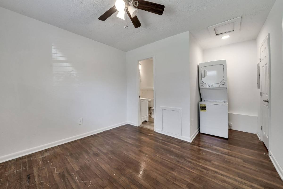 Apartment for rent at 1752 13th Court S, Birmingham, AL 35205