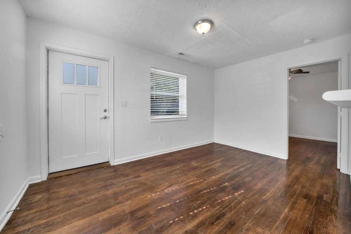 Apartment for rent at 1752 13th Court S, Birmingham, AL 35205