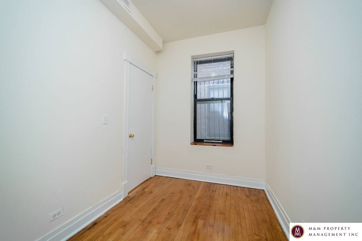 Apartment for rent at 1117 S Racine, Chicago, IL 60607