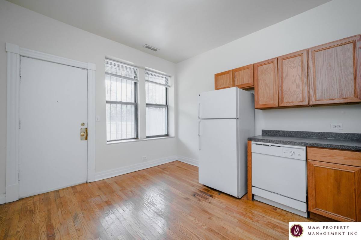 Apartment for rent at 1117 S Racine, Chicago, IL 60607