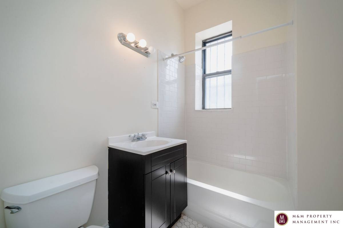 Apartment for rent at 1117 S Racine, Chicago, IL 60607